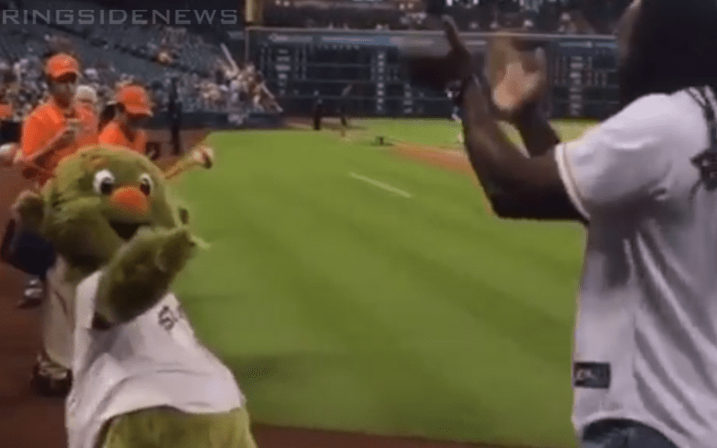 Booker T's first pitch for the Astros inspired a mascot Spinaroonie 