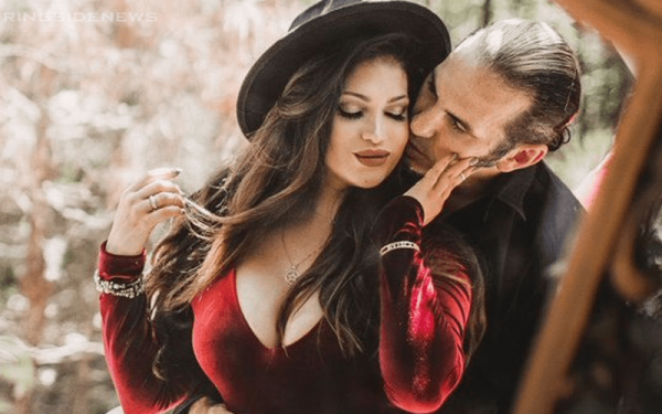 Matt Hardy's Wife Reby Hardy Wants Breast-Feeding To Be Normalized Sharing Photo 3