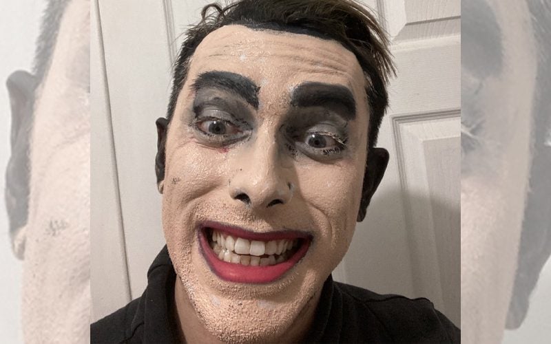 Incredibly Creepy Human Face Photo Of Danhausen Goes Viral After