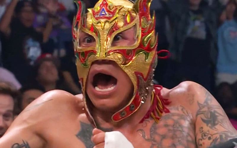 Rey Fenix Pulled From Event After Not Receiving Medical Clearance