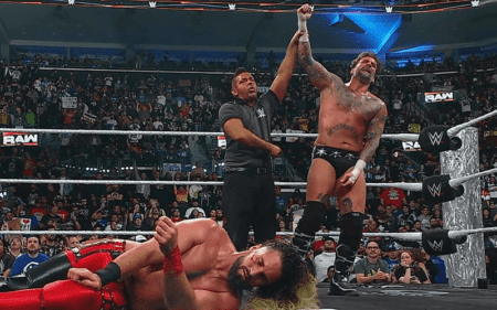 CM Punk Beats Seth Rollins in Dramatic Main Event During WWE RAW on Netflix Debut